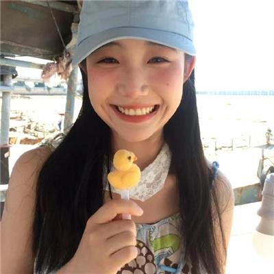 后备箱里的女孩